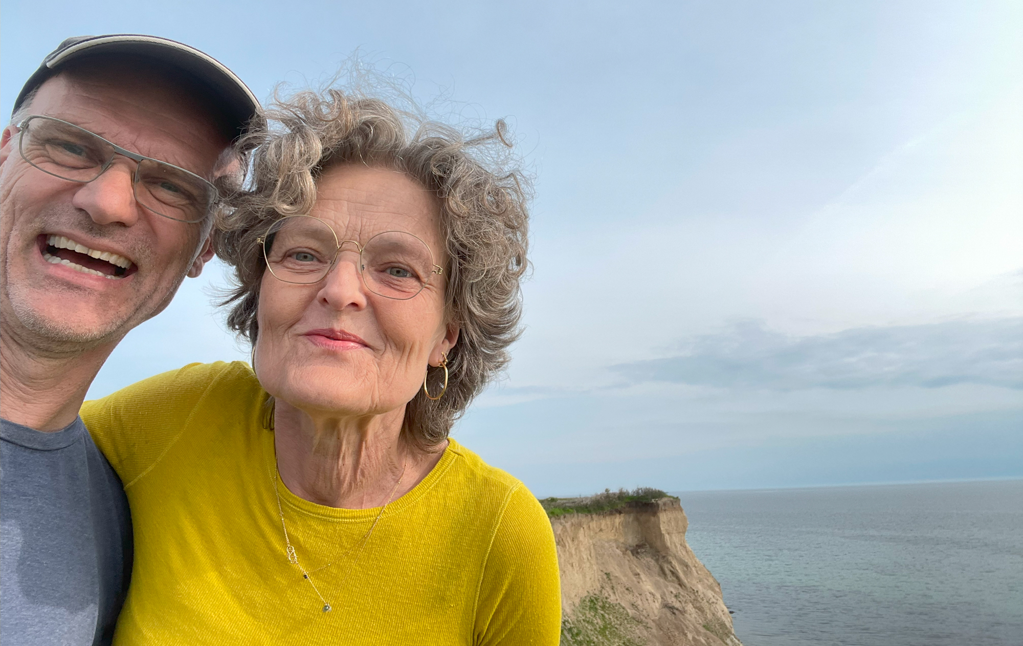 Nanna og Stig Ørum Christensen har købt 19 ha marker for at hjælpe naturen på Ærø. ”Naturen på Ærø er blevet meget trængt tilbage og arter som klokkefrø, springfrø og adskillige sjældne billearter findes nu kun enkelte steder på øen. Skal de have en fremtid, er der behov for flere, bedre og mere sammenhængende naturområder på øen. Projektet tager et skridt i den rigtige retning og spiller en vigtig rolle i at forbinde de nordlige og sydlige dele af Ærø og at sikre, at klokkefrøen fortsat overlever i området,” siger de.