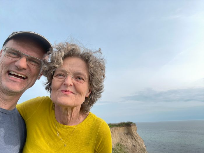 Ærø får færre og færre levesteder til vilde dyr og planter, siger ægteparret Nanna og Stig Ørum Christensen. Derfor går de nu selv i gang med at hjælpe med støtte fra Naturfonden.